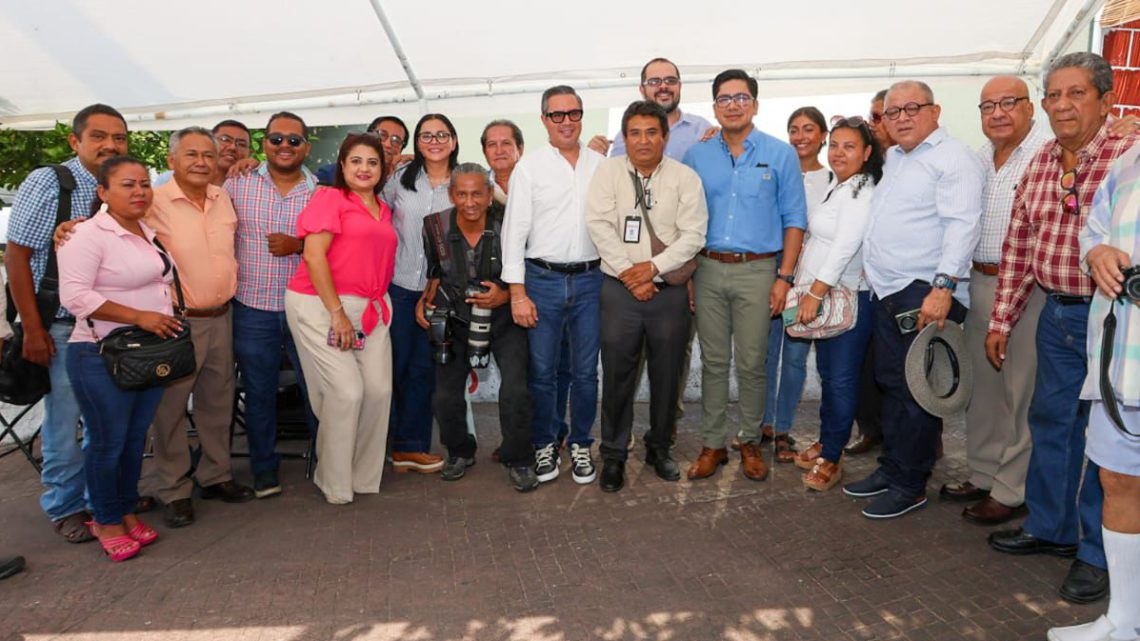 Reconoce el gobierno de Evelyn Salgado la labor del gremio periodístico de Guerrero y reitera su compromiso con el respeto irrestricto a la Libertad de Expresión Reconoce el gobierno de Evelyn Salgado la labor del gremio periodístico de Guerrero y reitera su compromiso con el respeto irrestricto a la Libertad de Expresión