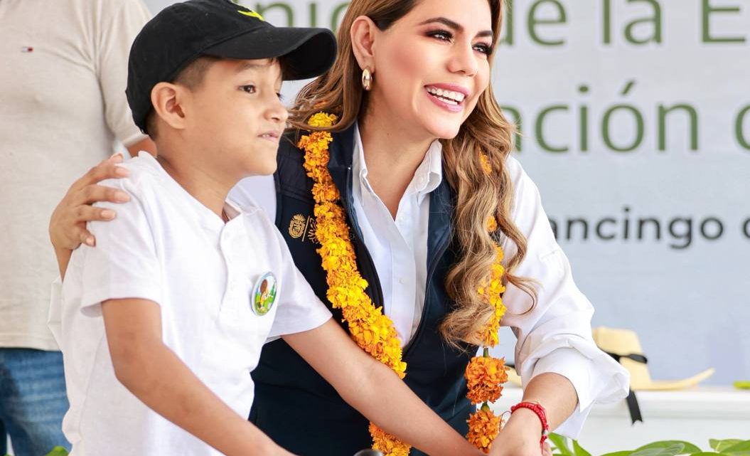 En Guerrero se impulsan acciones para revertir el cambio climático y concientizar en el cuidado del medio ambiente: Evelyn Salgado En Guerrero se impulsan acciones para revertir el cambio climático y concientizar en el cuidado del medio ambiente: Evelyn Salgado