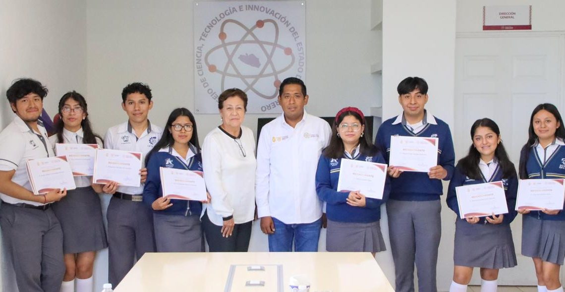 Reconoce el COCYTIEG a estudiantes del CBTis 134 por exitosa culminación del programa Educación Dual Reconoce el COCYTIEG a estudiantes del CBTis 134 por exitosa culminación del programa Educación Dual