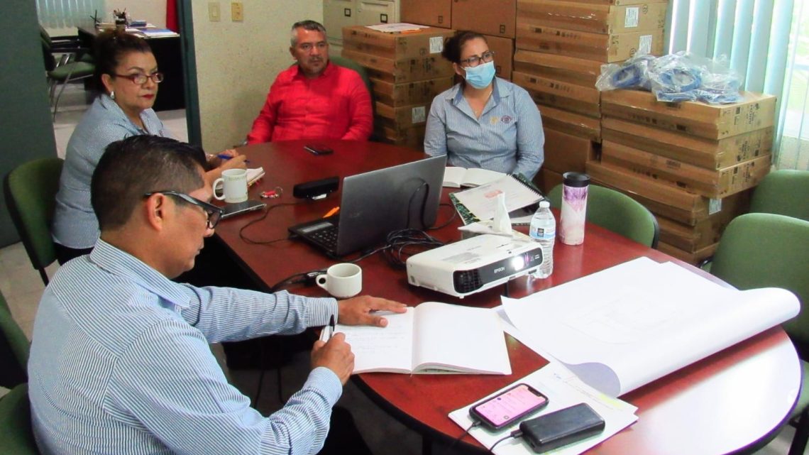 Participa el Instituto Estatal de Oftalmología en la capacitación “Pronóstico para la Temporada de Lluvias y Ciclones Tropicales 2024” Participa el Instituto Estatal de Oftalmología en la capacitación “Pronóstico para la Temporada de Lluvias y Ciclones Tropicales 2024”