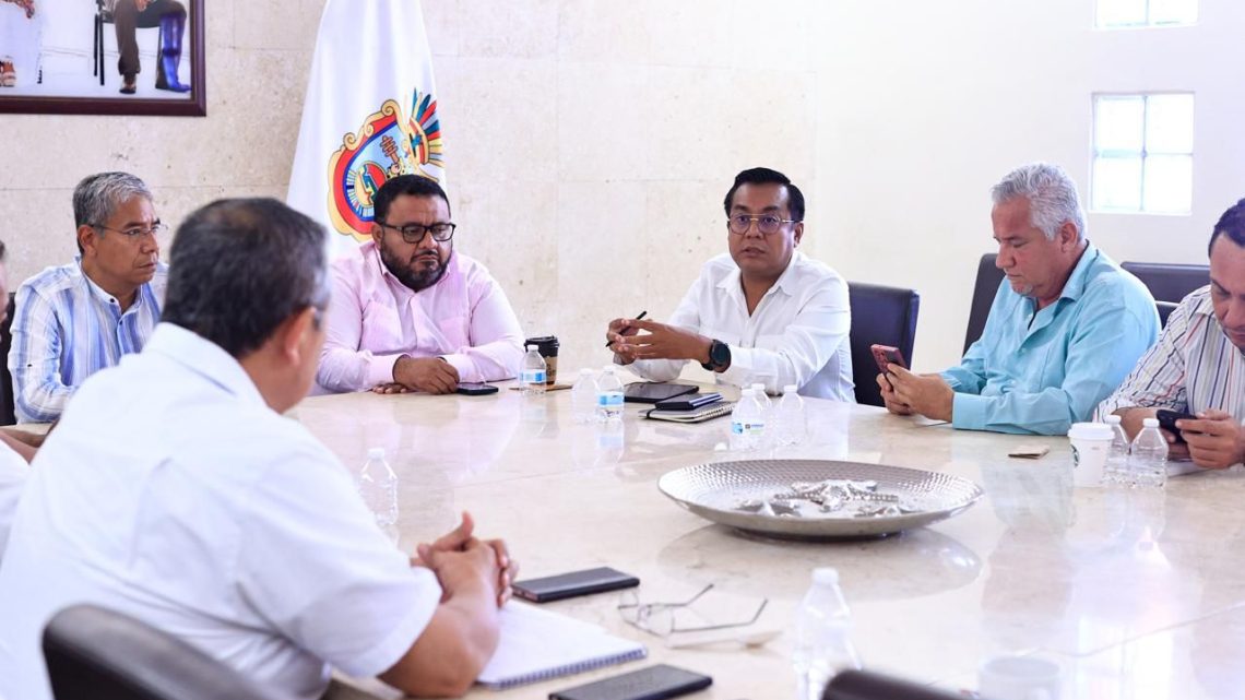 Gobierno de Evelyn Salgado establece coordinación y atención inmediata con cámaras empresariales y sector productivo para fortalecer la seguridad en Acapulco Gobierno de Evelyn Salgado establece coordinación y atención inmediata con cámaras empresariales y sector productivo para fortalecer la seguridad en Acapulco