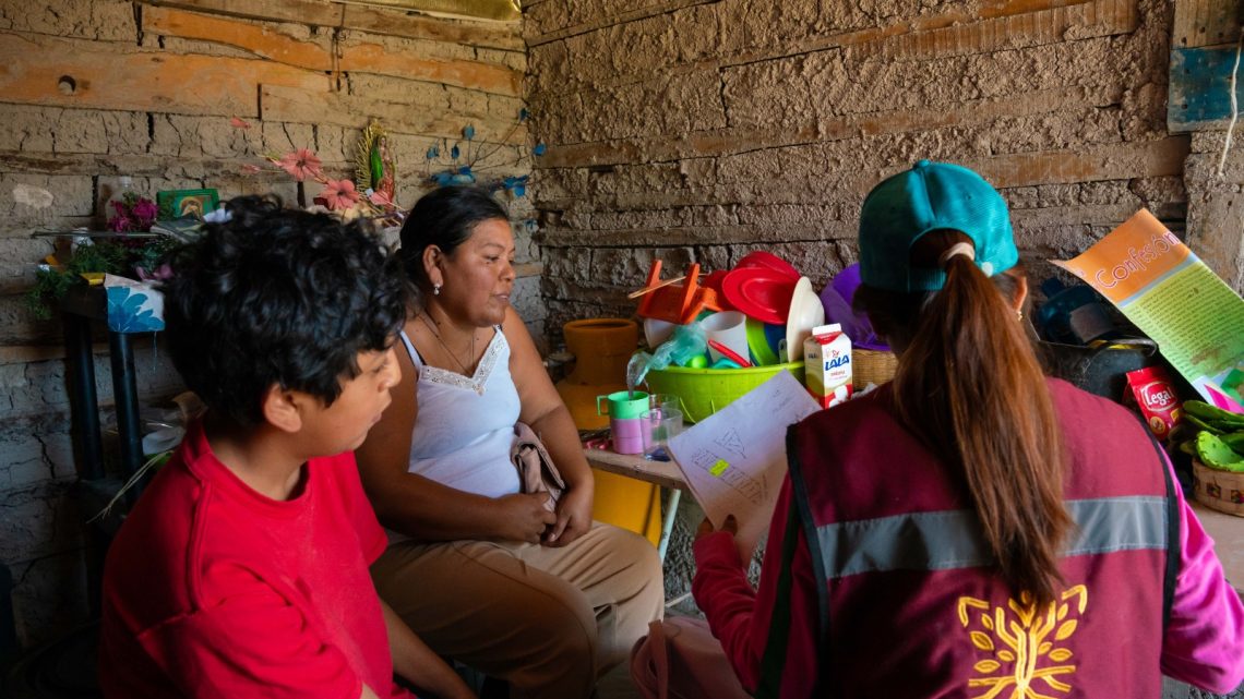Continúan los censos del programa Construyendo Bienestar ahora en Chilpancingo Continúan los censos del programa Construyendo Bienestar ahora en Chilpancingo