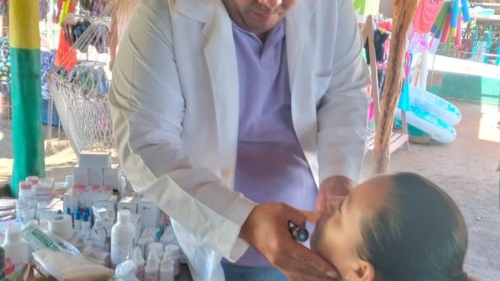 Instala la SSG módulos de atención médica en los principales puntos turísticos de Guerrero