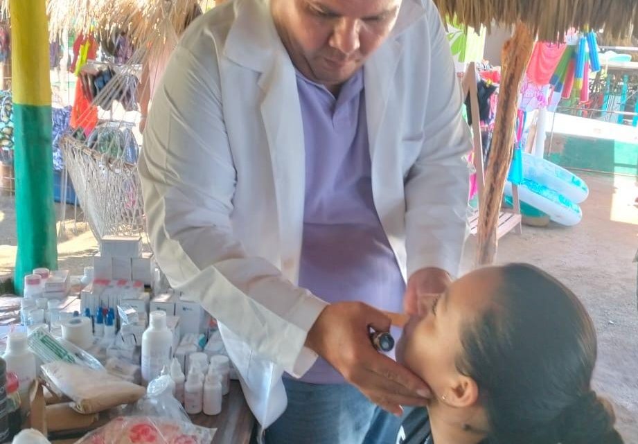 Instala la SSG módulos de atención médica en los principales puntos turísticos de Guerrero Instala la SSG módulos de atención médica en los principales puntos turísticos de Guerrero