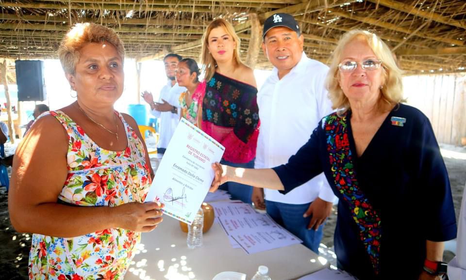 SECTUR Guerrero inscribe al RET a prestadores de servicios de playa El Dorado SECTUR Guerrero inscribe al RET a prestadores de servicios de playa El Dorado