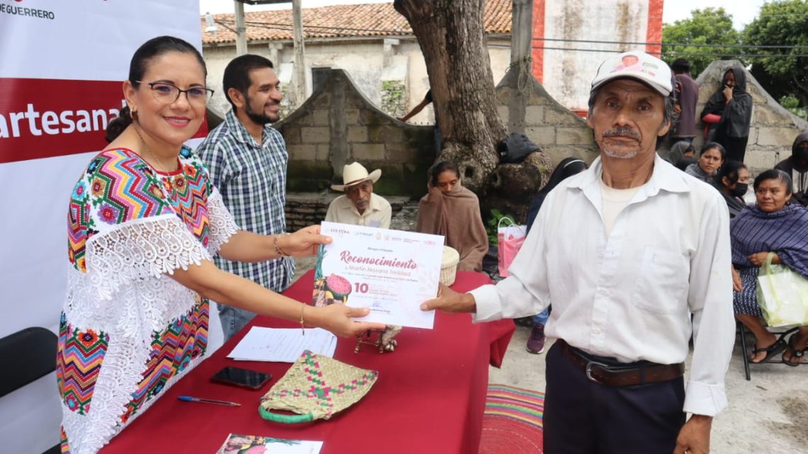 Entregan 23 premios del décimo Concurso Artesanal de Palma tejida de Tlamacazapa 2024: SEFODECO