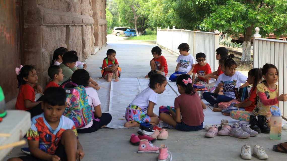 Más de 200 niños y adolescentes asisten a los talleres Culturales que impulsa la gobernadora Evelyn Salgado Más de 200 niños y adolescentes asisten a los talleres Culturales que impulsa la gobernadora Evelyn Salgado