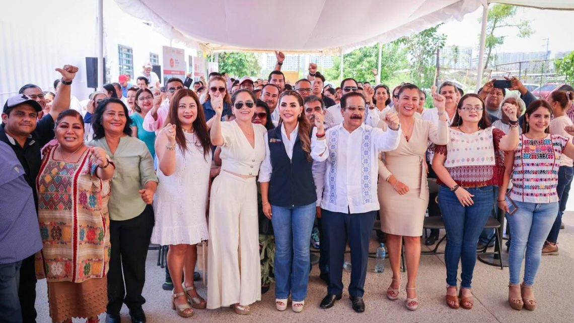 Vamos a continuar con más obras, programas y acciones para transformar Acapulco: Evelyn Salgado Vamos a continuar con más obras, programas y acciones para transformar Acapulco: Evelyn Salgado
