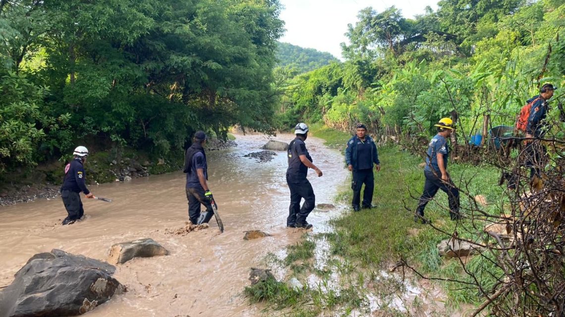 SGIRPCGRO encabeza labores de búsqueda de tres personas reportadas como desaparecidas en Apango SGIRPCGRO encabeza labores de búsqueda de tres personas reportadas como desaparecidas en Apango