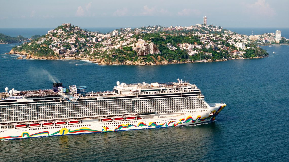 Con fiesta guerrerense da Evelyn Salgado bienvenida al crucero Norwegian Encore en Acapulco Con fiesta guerrerense da Evelyn Salgado bienvenida al crucero Norwegian Encore en Acapulco