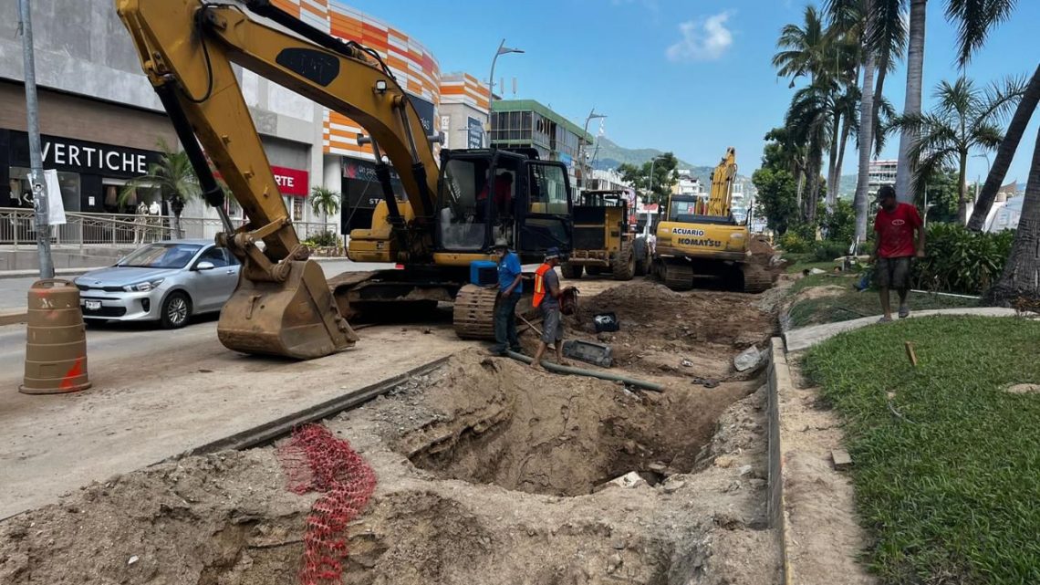 Avanzan obras de infraestructura hidrosanitaria en Acapulco; se destina una inversión superior a los 200 MDP Avanzan obras de infraestructura hidrosanitaria en Acapulco; se destina una inversión superior a los 200 MDP
