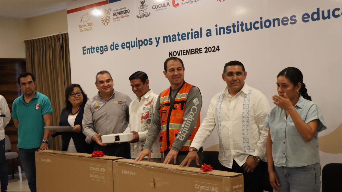 Entrega Minera Media Luna equipo escolar y renueva los convenios de becas con estudiantes de bachillerato y universidad de Cocula, Tepecoacuilco y Eduardo Neri Entrega Minera Media Luna equipo escolar y renueva los convenios de becas con estudiantes de bachillerato y universidad de Cocula, Tepecoacuilco y Eduardo Neri