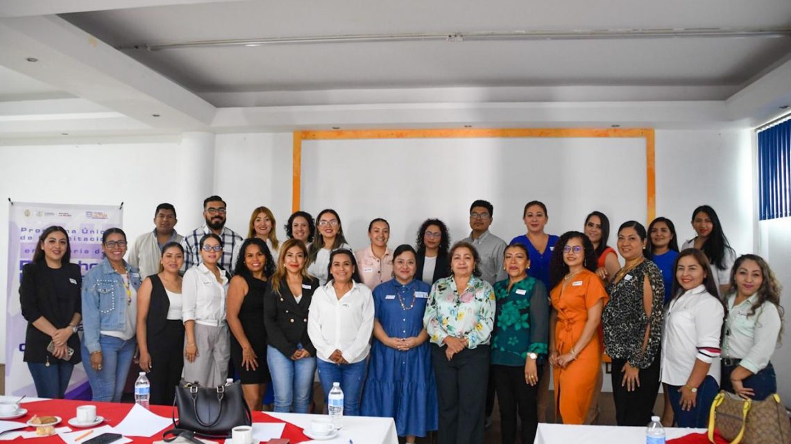 Implementa la SEMUJER el Programa Único de Capacitación en materia de Derechos Humanos de las Mujeres, Adolescentes y Niñas Implementa la SEMUJER el Programa Único de Capacitación en materia de Derechos Humanos de las Mujeres, Adolescentes y Niñas