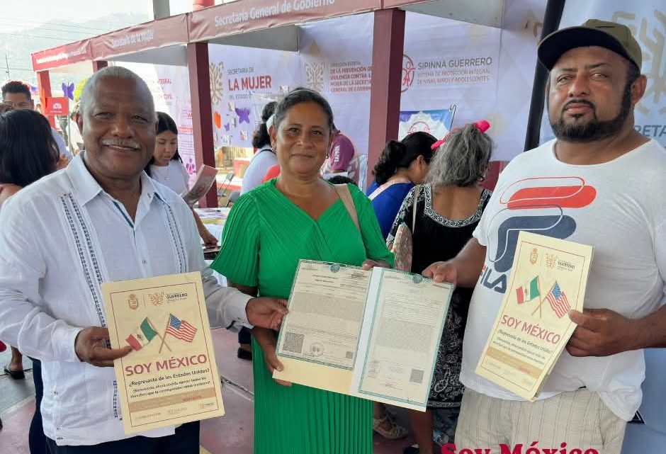 Entregan en Guerrero registros de doble nacionalidad del Programa Soy México Entregan en Guerrero registros de doble nacionalidad del Programa Soy México