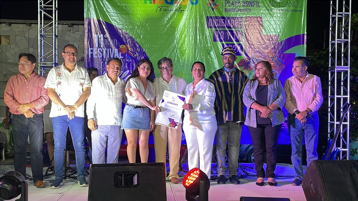 Arranca con gran éxito el 11 Festival del Pescado a la Talla en playa Bonfil Arranca con gran éxito el 11 Festival del Pescado a la Talla en playa Bonfil