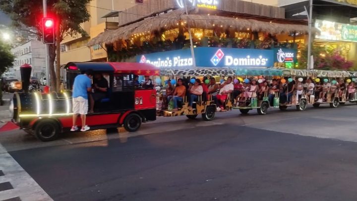 Gran éxito la Caravana de los Reyes Magos del Parque Papagayo