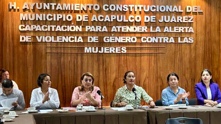 Trabaja Gobierno de Abelina López Rodríguez para garantizar a las mujeres una vida libre de violencia