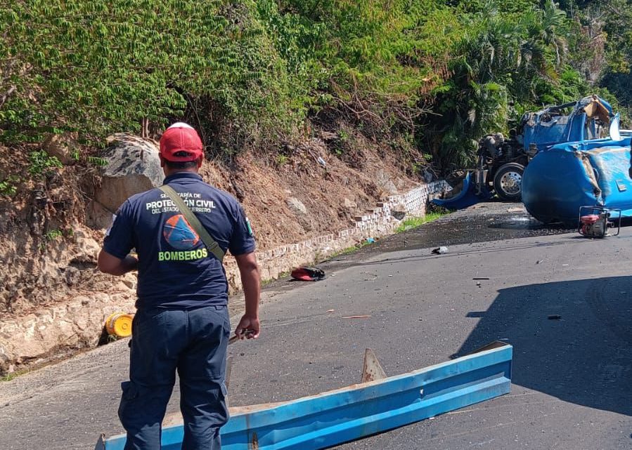 Autoridades estatales atienden incidente en la Escénica Autoridades estatales atienden incidente en la Escénica
