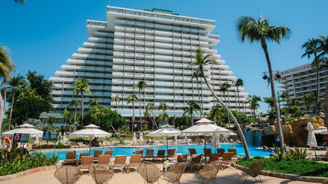 Acapulco está de pie y más fuerte que nunca se fortalece la infraestructura hotelera en el Hogar del Sol: Evelyn Salgado Acapulco está de pie y más fuerte que nunca se fortalece la infraestructura hotelera en el Hogar del Sol: Evelyn Salgado