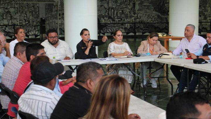 Evelyn Salgado atiende demandas de alcaldes y comisarios con diálogo y acuerdos en favor del pueblo