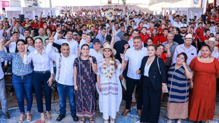 Seguiremos promoviendo el desarrollo y bienestar de Coahuayutla: Evelyn Salgado