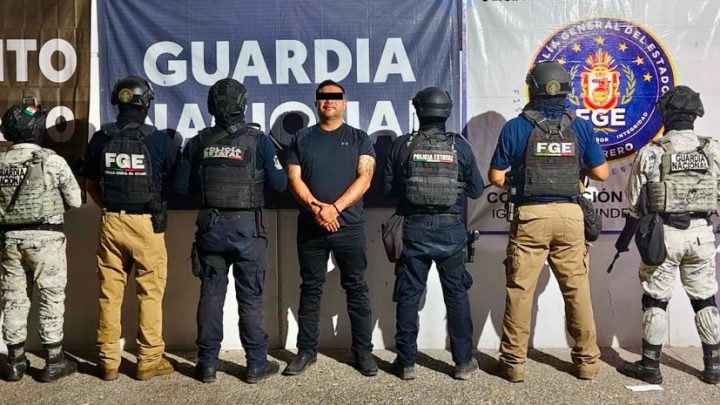 En operativo interinstitucional, #FGEGuerrero detiene a Marcos “N”, presunto jefe de plaza de una célula delictiva