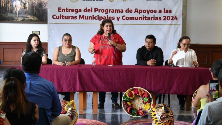 Entrega gobierno de Guerrero incentivos del Programa de Apoyos a las Culturas Municipales y Comunitarias PACMyC 2024