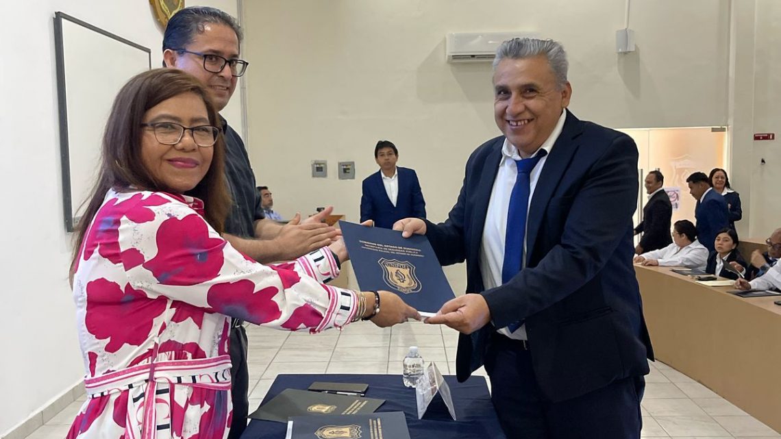 Se gradúan de la Unipol 47 nuevos profesionistas en distintas licenciaturas: SSPGro Se gradúan de la Unipol 47 nuevos profesionistas en distintas licenciaturas: SSPGro