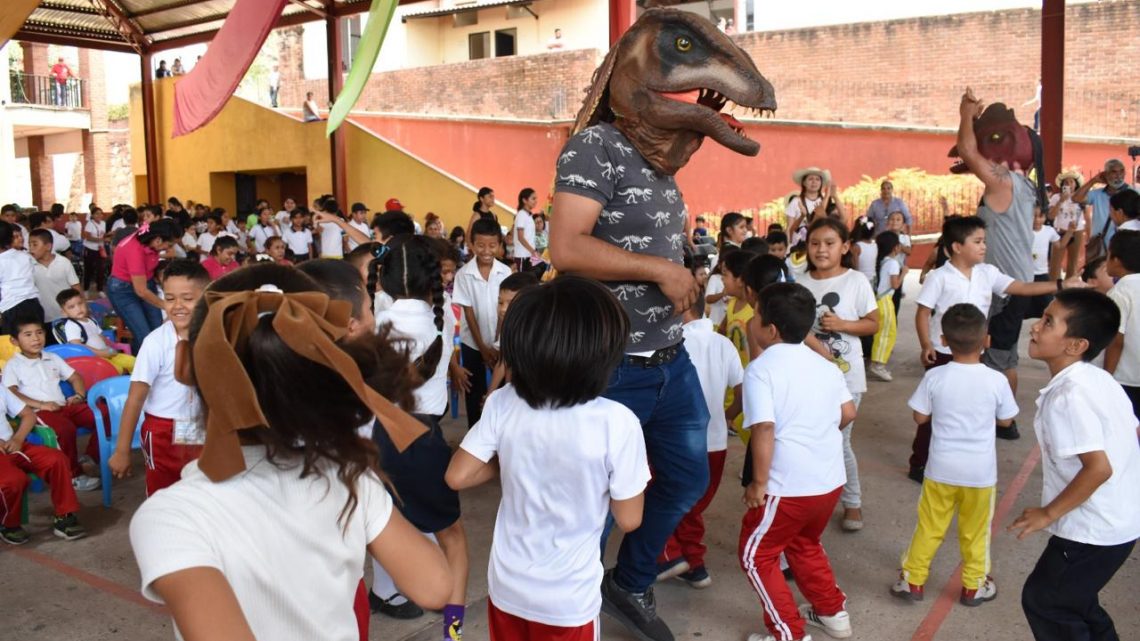 Inician las “Jornadas Culturales por la Paz” en Zumpango del Río, el próximo 6 de abril Inician las “Jornadas Culturales por la Paz” en Zumpango del Río, el próximo 6 de abril