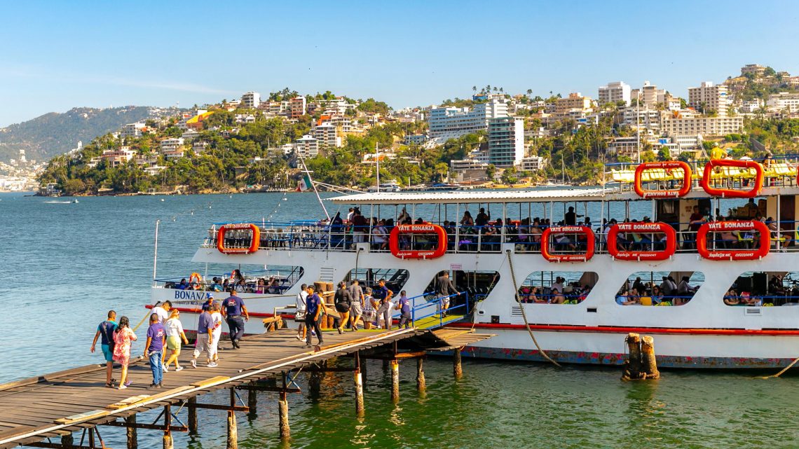 Eventos deportivos, artísticos y culturales engalanaron este fin de semana al puerto de Acapulco Eventos deportivos, artísticos y culturales engalanaron este fin de semana al puerto de Acapulco