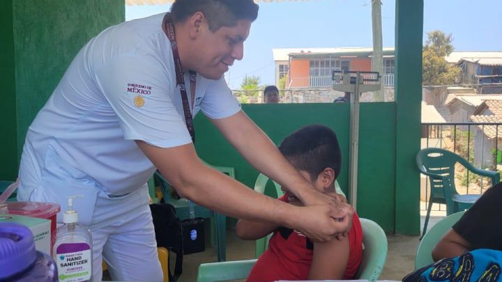 Cumplió Guerrero el 100% de la meta en la Primera Semana Nacional de Vacunación 2025