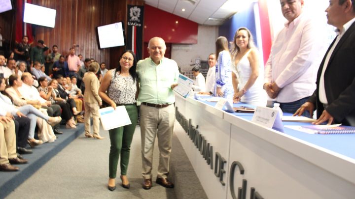 Entrega ITAIGro a SEFINA reconocimiento por cumplimiento de sus obligaciones de transparencia