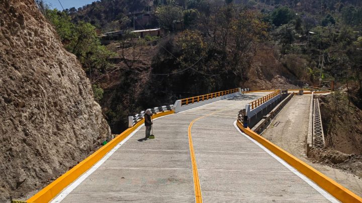 Con el Año de las Obras el gobierno de Guerrero continúa transformando la infraestructura carretera