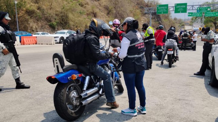 Implementan fuerzas de seguridad estatal, federal y municipal operativo especial ante la llegada masiva de motociclistas a Acapulco