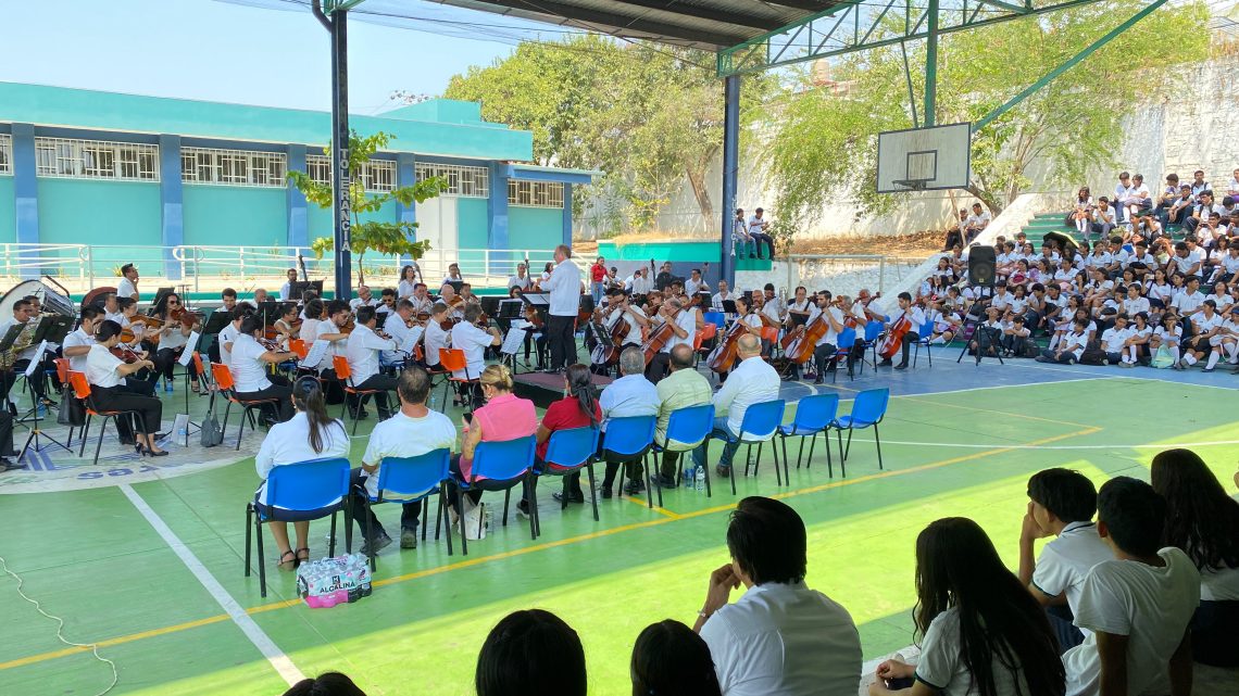 Con un concierto de la OFA celebran su día estudiantes del COBACH en Acapulco Con un concierto de la OFA celebran su día estudiantes del COBACH en Acapulco