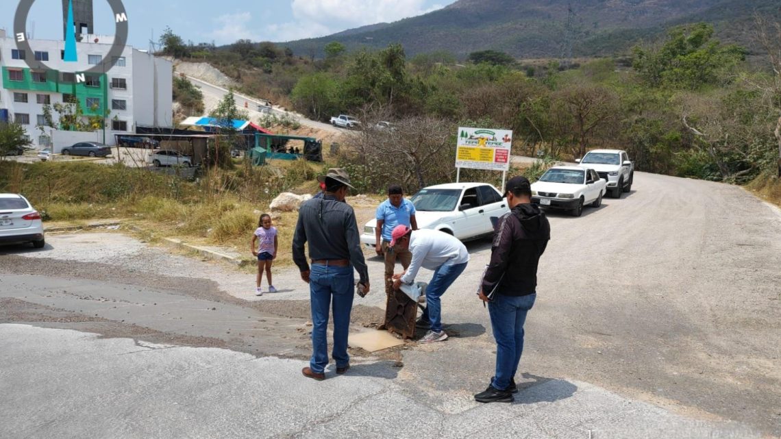 CAPASEG y el municipio de Chilpancingo realizan pruebas para dotar de agua a Zinnia CAPASEG y el municipio de Chilpancingo realizan pruebas para dotar de agua a Zinnia