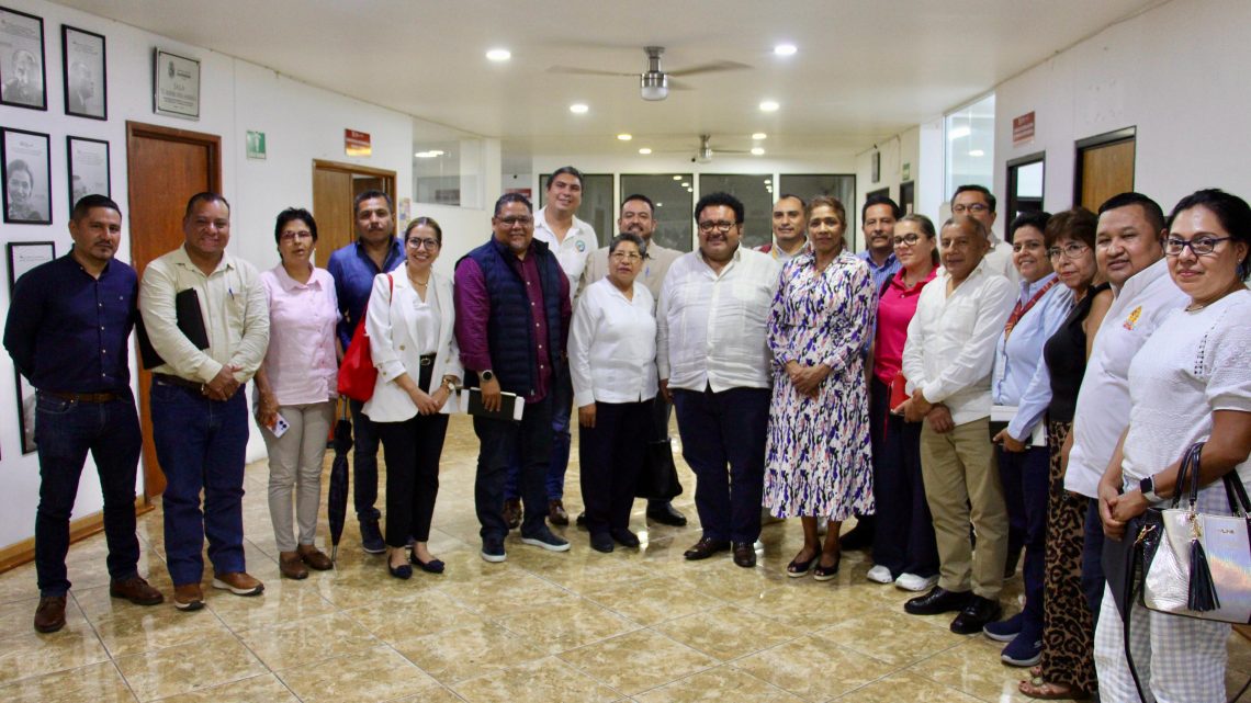 En Guerrero se privilegia el diálogo y la gobernabilidad con todos los sectores sociales y la dirigencia del SUSPEG En Guerrero se privilegia el diálogo y la gobernabilidad con todos los sectores sociales y la dirigencia del SUSPEG