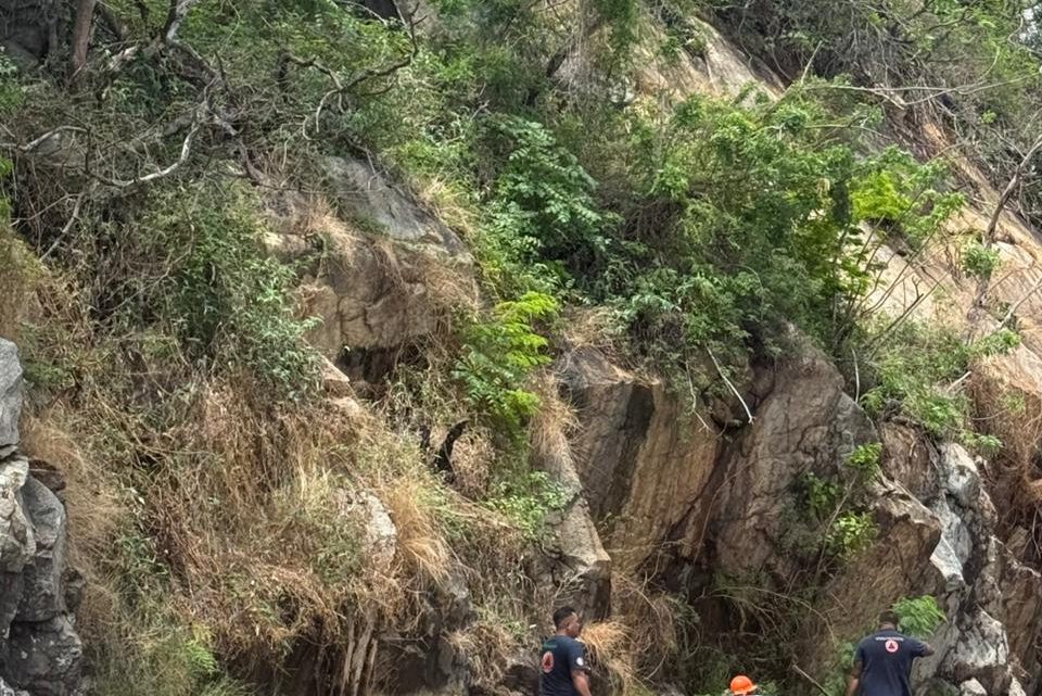 El Gobierno del Estado implementa operativos de atención a la población en municipios costeros tras las lluvias por la tormenta tropical “Bárbara” El Gobierno del Estado implementa operativos de atención a la población en municipios costeros tras las lluvias por la tormenta tropical “Bárbara”
