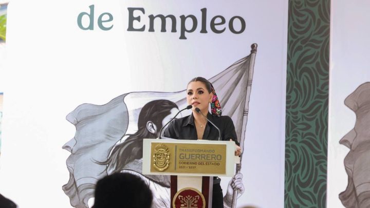 Evelyn Salgado y la subsecretaria de Empleo federal, Quia Chávez Domínguez, ofertan más de mil vacantes en la Feria Nacional del Empleo Acapulco
