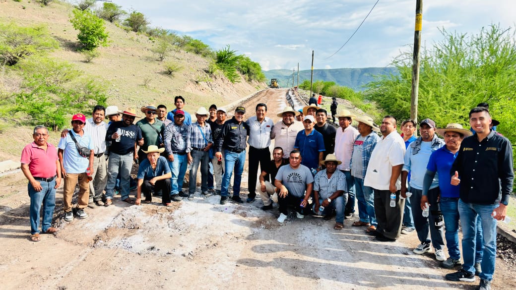 Inician obras de rehabilitación carretera en Tepecoacuilco en la región Norte de Guerrero Inician obras de rehabilitación carretera en Tepecoacuilco en la región Norte de Guerrero