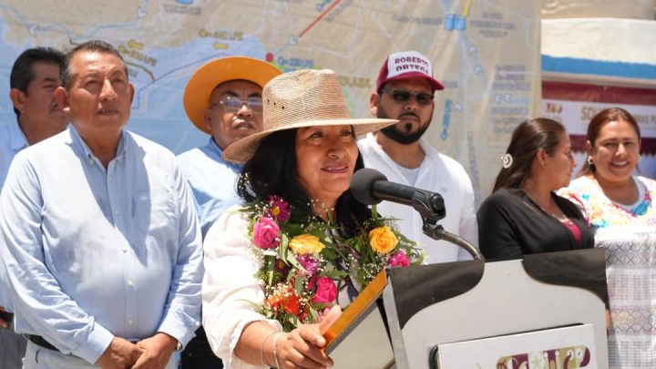 Hace Abelina López Rodríguez justicia social en la zona poniente con magna obra de agua potable
