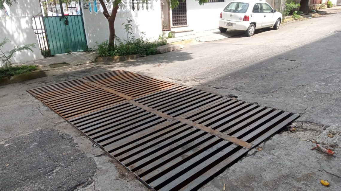 Intensifica Gobierno de Abelina López Rodríguez labores de bacheo y reparación de socavones