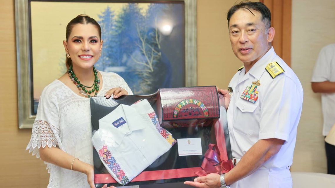 Evelyn Salgado da la bienvenida a la tripulación de los buques Kashima y Shimakaze de la Fuerza Marítima de Autodefensa de Japón Evelyn Salgado da la bienvenida a la tripulación de los buques Kashima y Shimakaze de la Fuerza Marítima de Autodefensa de Japón