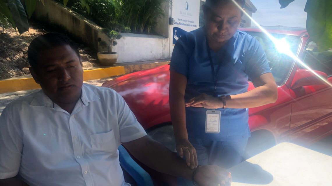 Atiende la SSG a turistas y visitantes en módulos ubicados en sitios turísticos