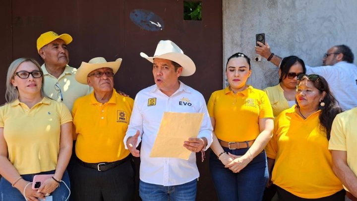 Recupera terreno el PRD Guerrero:Toman protesta al nuevo Comité Directivo Municipal en Iguala y reabren oficinas partidistas