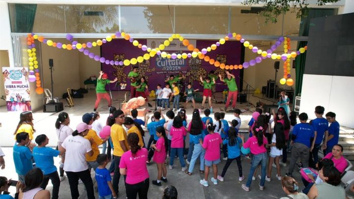 Colores, talento y ritmo en la clausura del Verano Cultural en Iguala