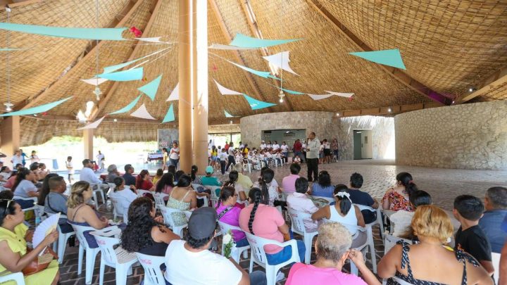 Parque Papagayo despide el verano con talento y alegría infantil
