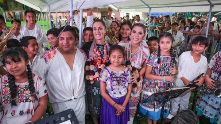 Evelyn Salgado y Claudia Sheinbaum encabezan la instalación del Plan de Justicia y Desarrollo Regional del Pueblo Amuzgo