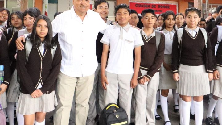 Inicia el ciclo escolar en más de 14 mil escuelas de todos los niveles educativos de Guerrero: SEG