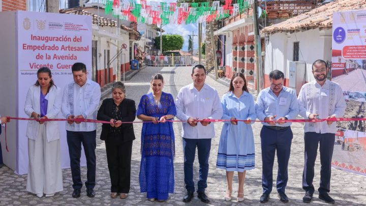 Evelyn Salgado impulsa con obras el desarrollo del Pueblo Mágico de Ixcateopan